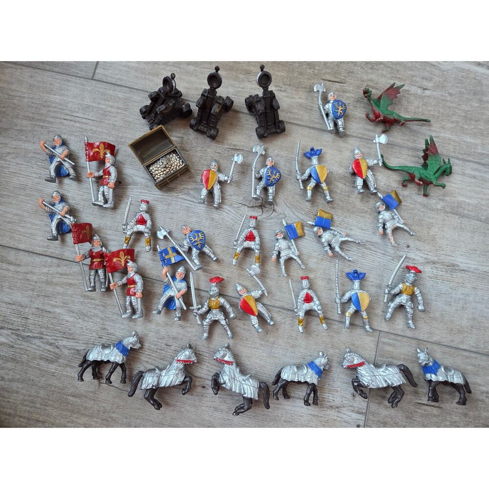 Safari Ltd. Medieval Knight &‎ Dragon 34-Piece Figure Mega Lot
